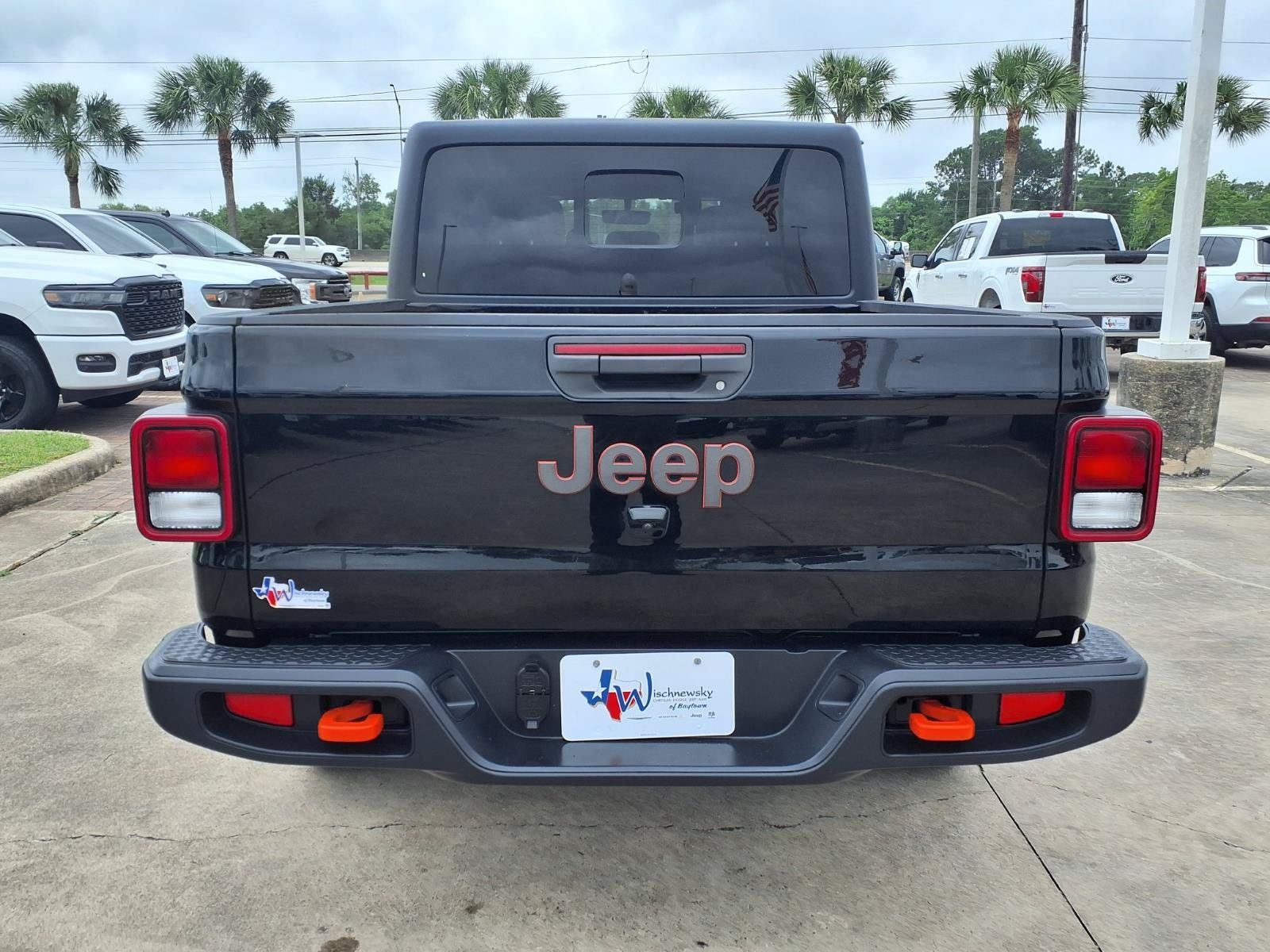2022 Jeep Gladiator Mojave Black at DeMontrond Auto Country