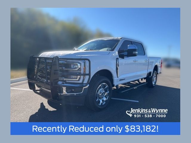 Star White Metallic Tri-Coat 2025 Ford F-250 Super Duty King Ranch Crew Cab 4WD Pickup Truck Four-Wheel Drive Automatic