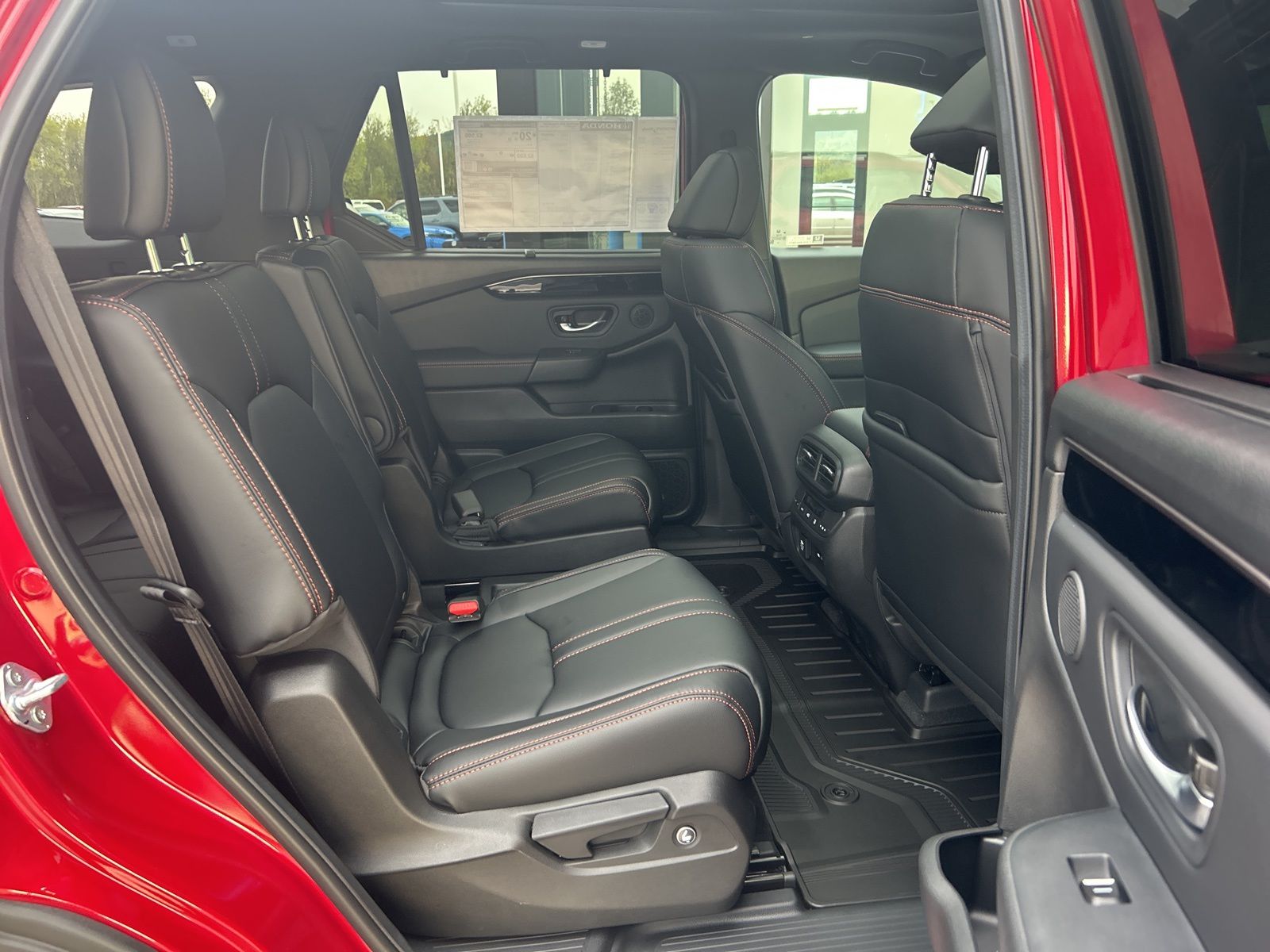 2025 Honda Pilot TrailSport - Photo 12