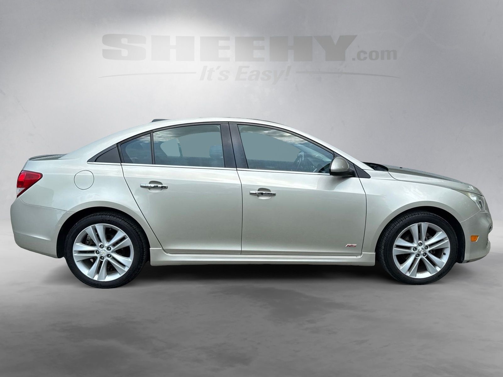 Used 2016 Champagne Silver Chevrolet LTZ image 10
