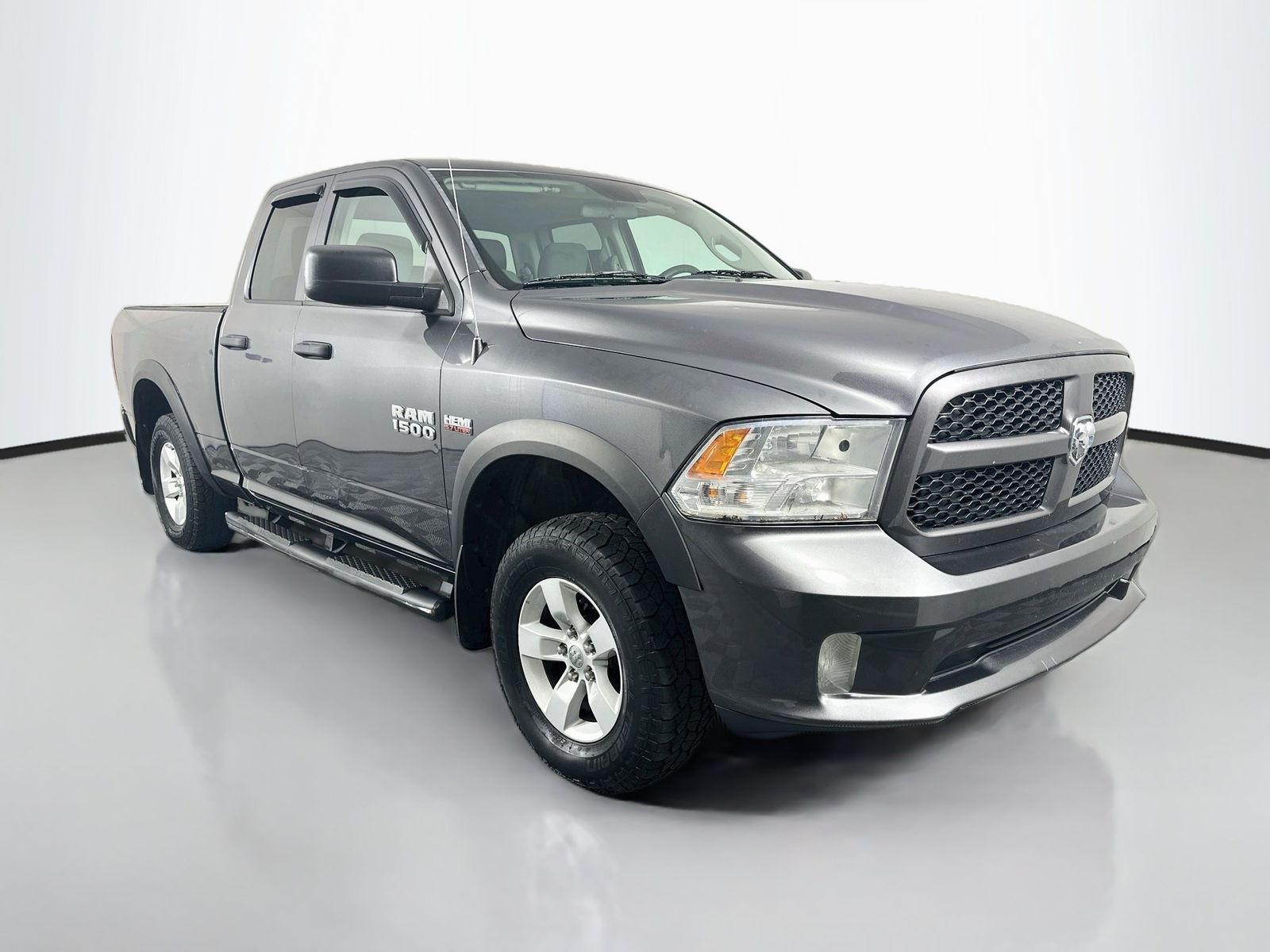  2017 RAM 1500 Express Quad Cab 4WD   