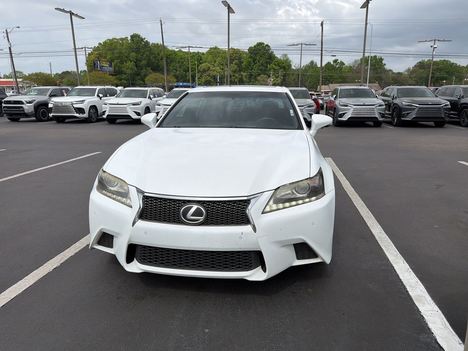 View vehicle photo 7