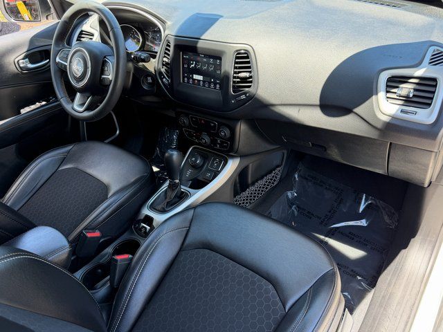 Used 2021 White Clearcoat Jeep Latitude image 30