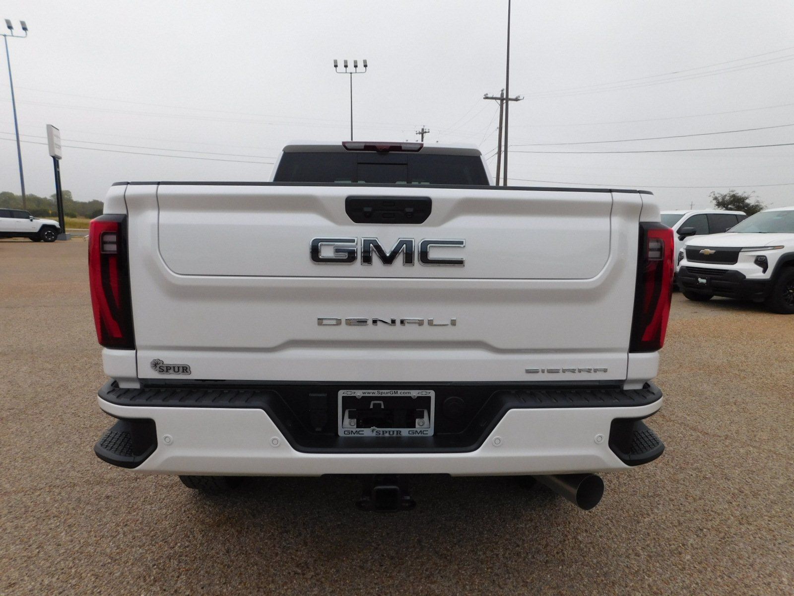 2025 GMC Sierra 2500HD Denali Ultimate 32