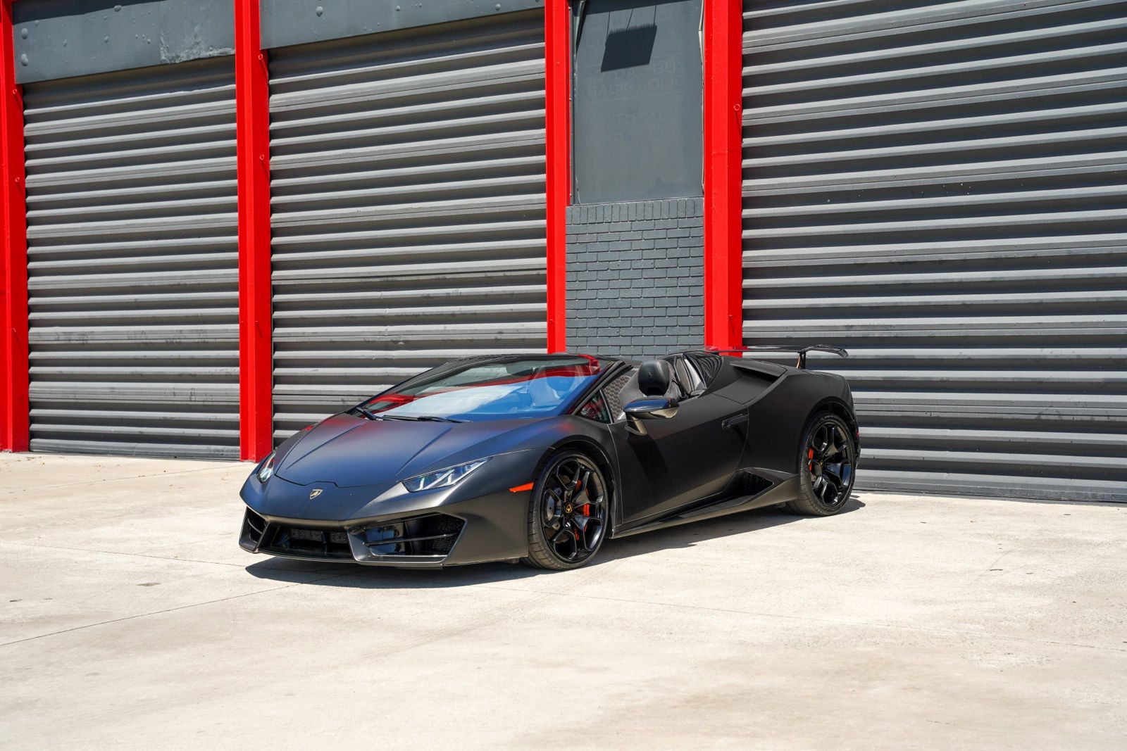 Black 2019 Lamborghini Huracan Convertible Rear-Wheel Drive 7-Speed Manual