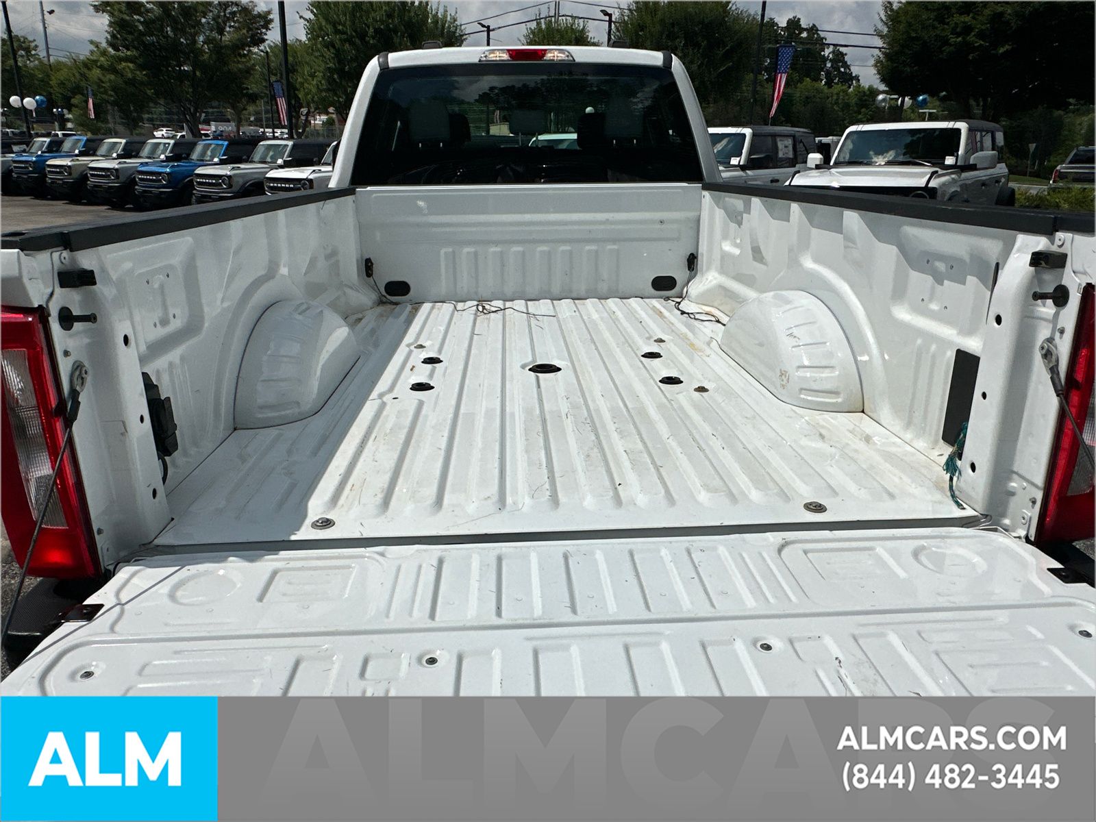 Used 2024 Oxford White Ford XL image 21