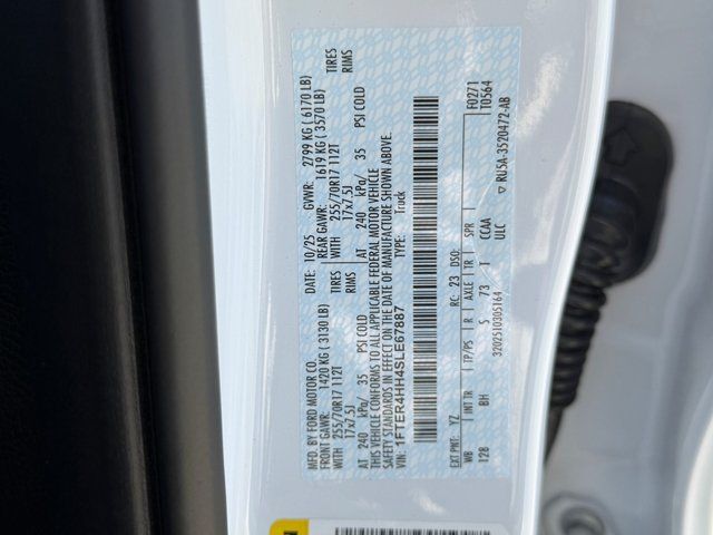New 2025 Oxford White Ford XLT image 32