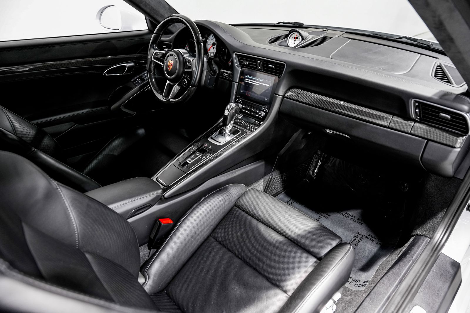 2018 Porsche 911 Turbo S — photo 33