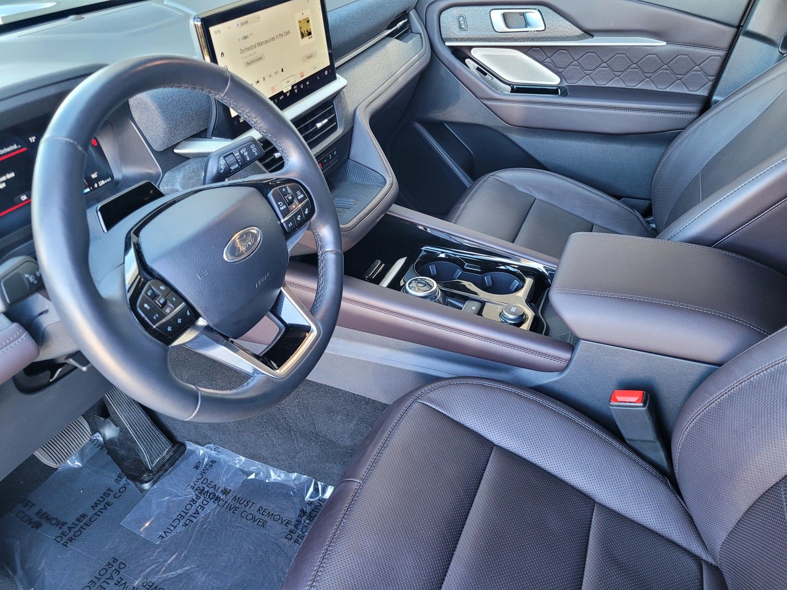 Used 2025 Black Ford Platinum image 20