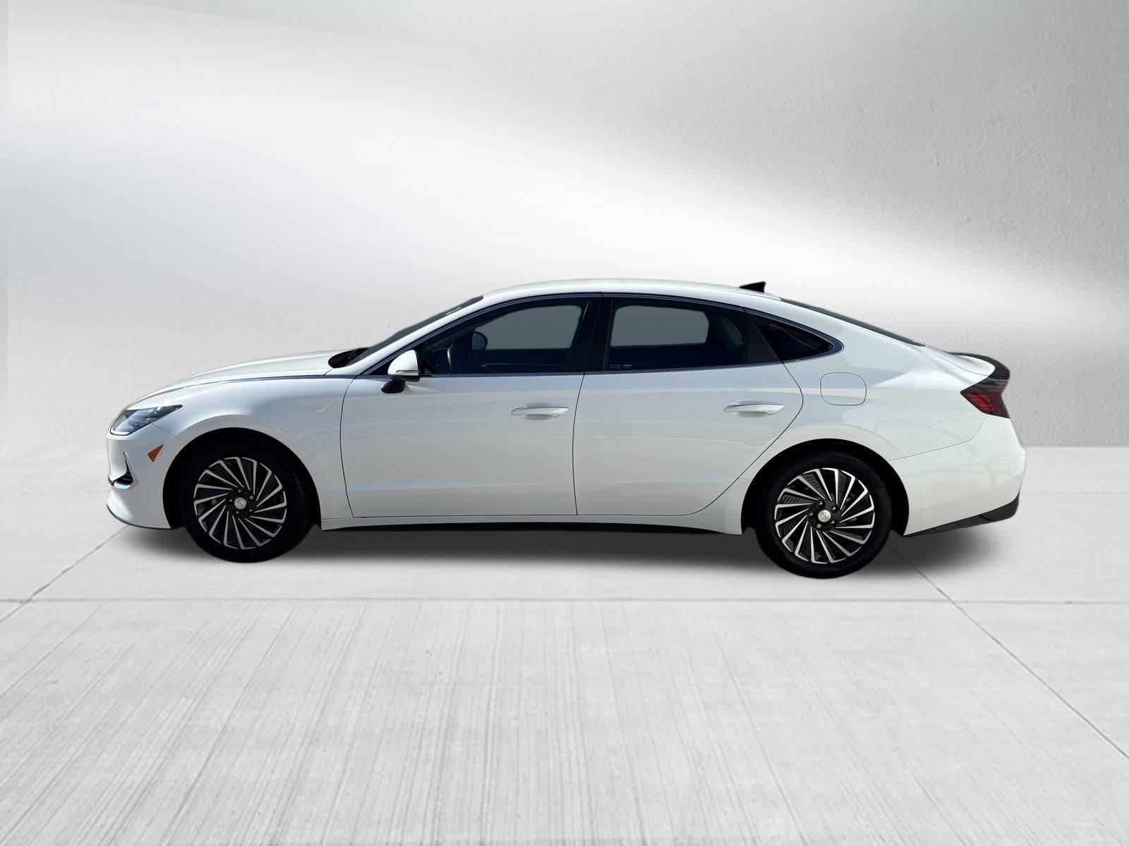 Used Car 2023 Hyundai Sonata Hybrid  Sel For Sale Under $25,000 In Austin, Texas