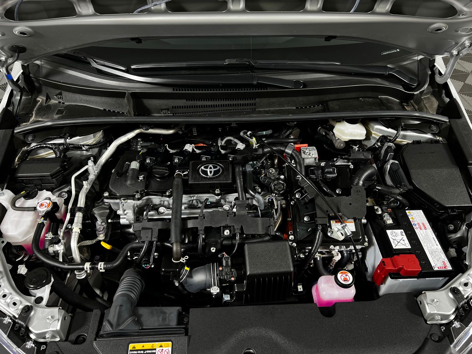 Thumbnail: 2025 Toyota Corolla - 9