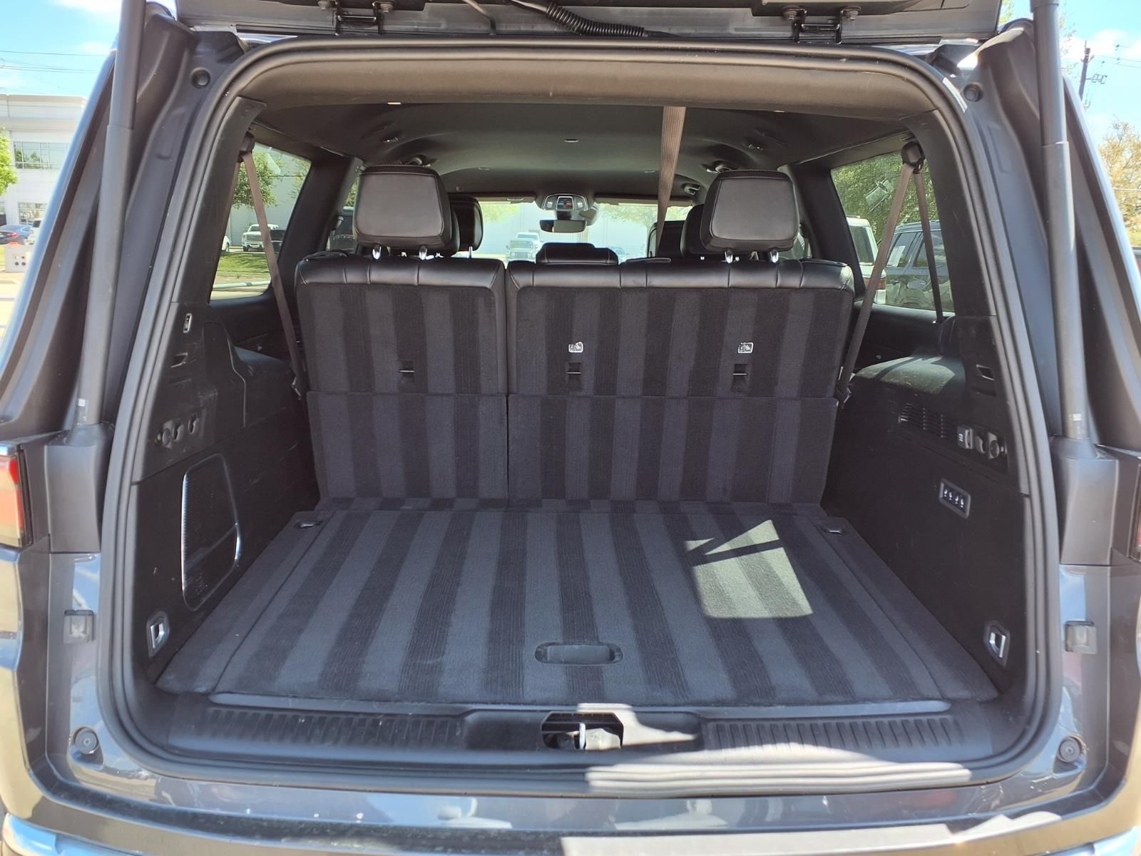 2024 Jeep Wagoneer L Series II - 6