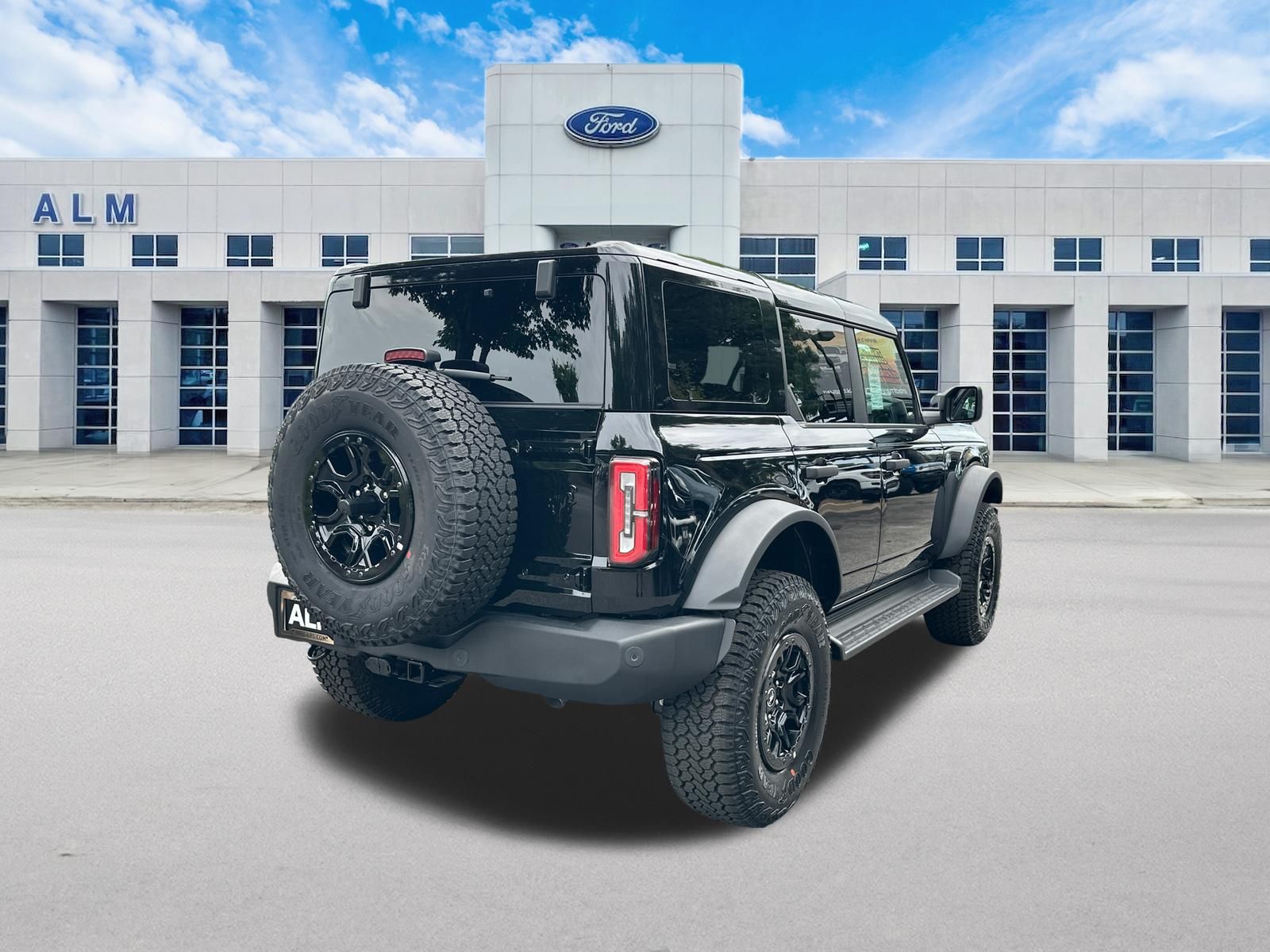 New 2026 Shadow Black Ford Outer Banks® image 6