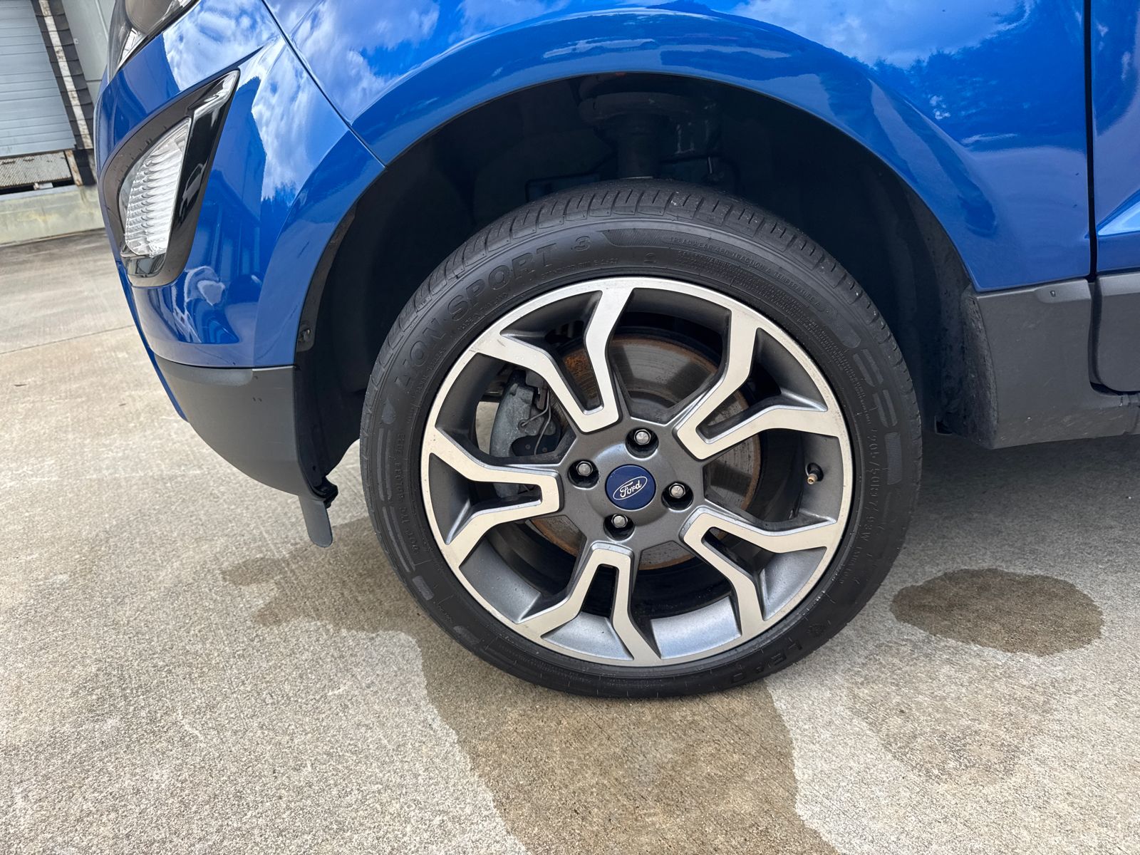 2019 Ford EcoSport SES photo 9