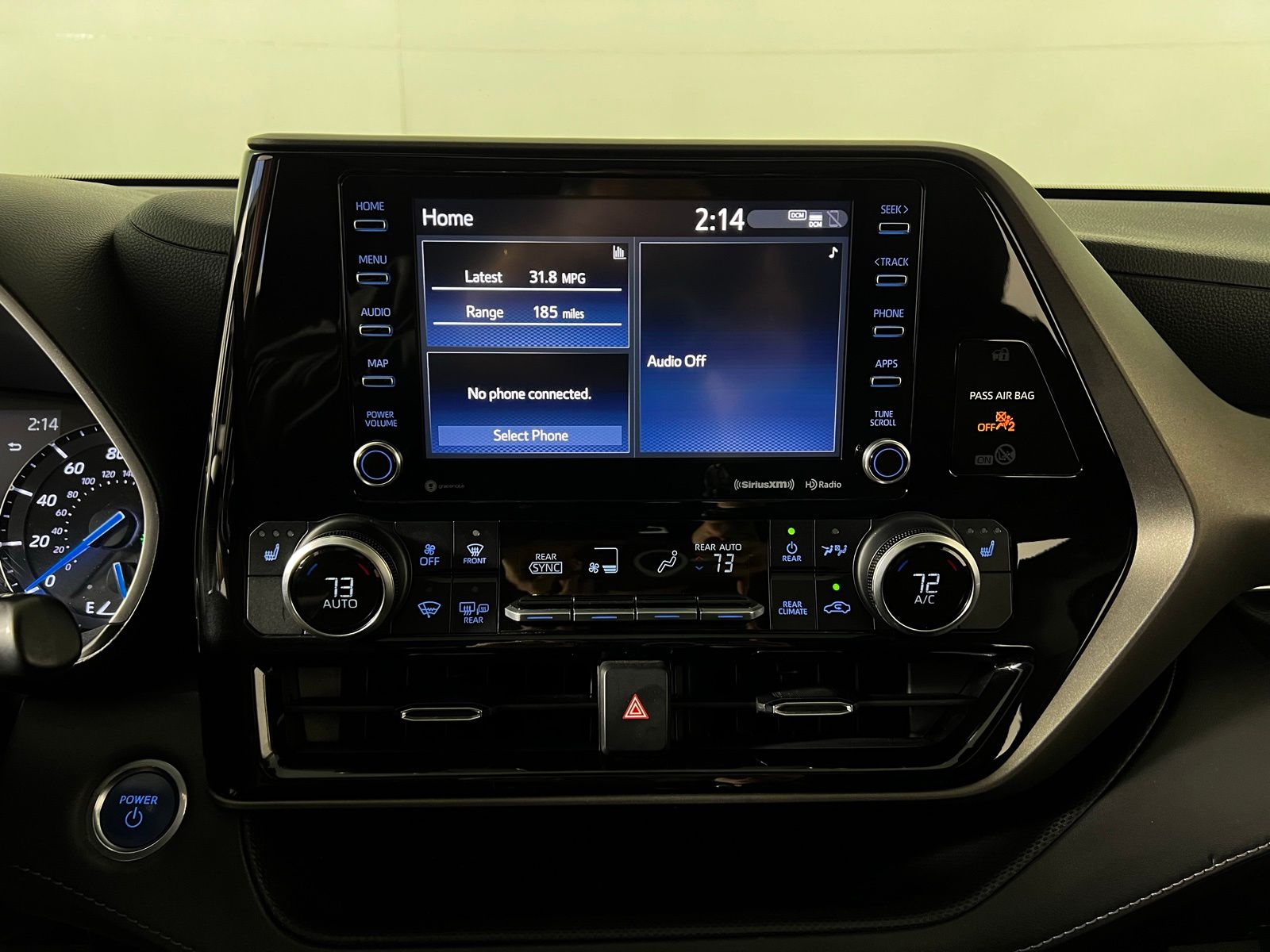 Thumbnail: 2021 Toyota Highlander - 18