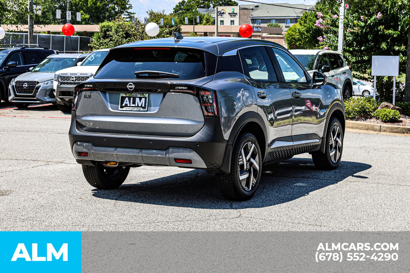 2025 Nissan Kicks SV photo 4