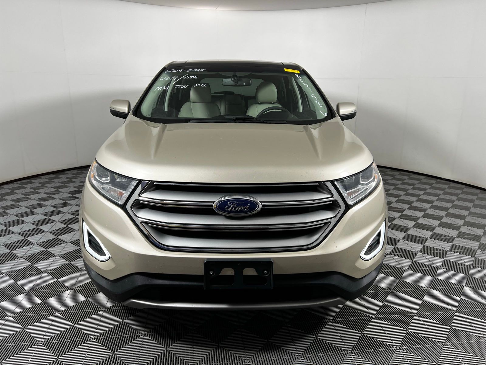 2017 Ford Edge Titanium 2
