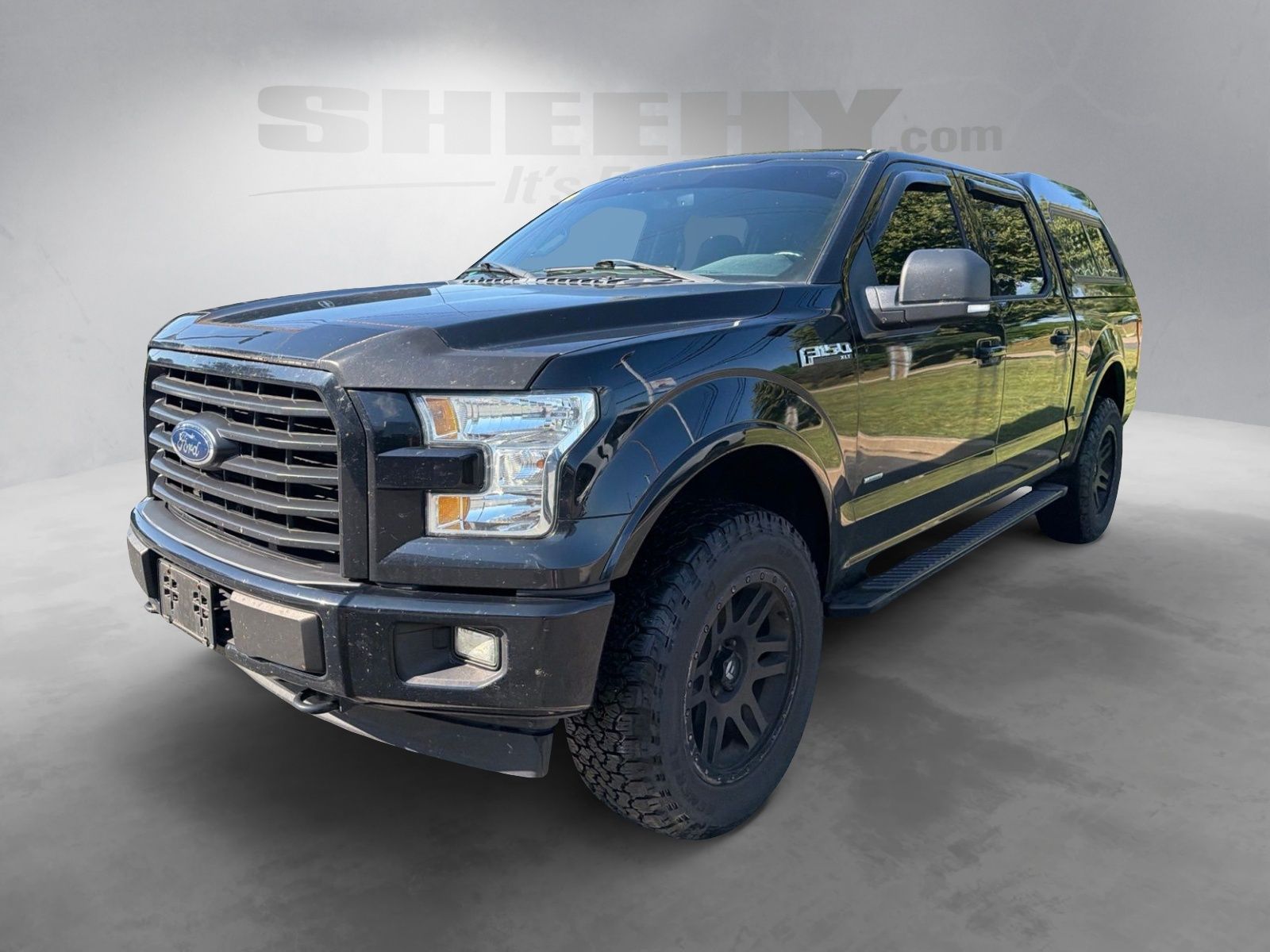 Used 2017 Shadow Black Ford XLT image 14