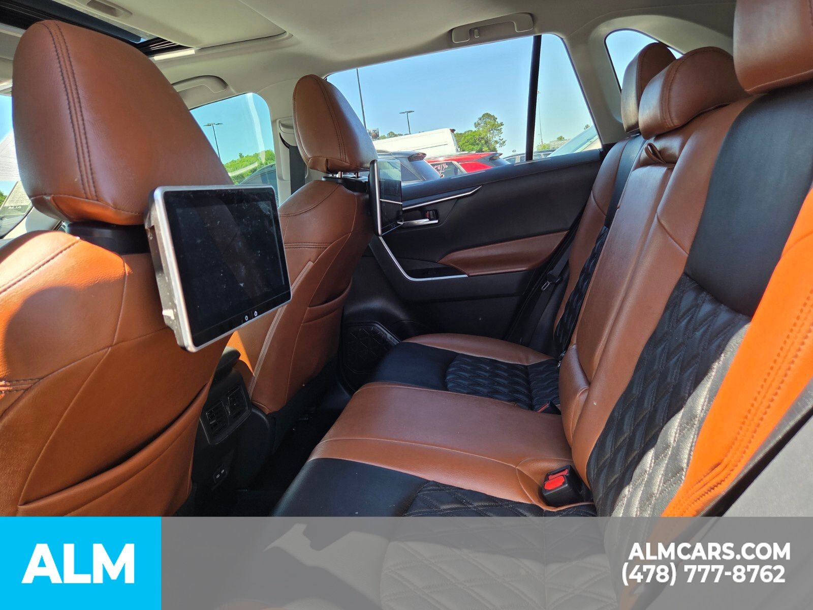 Used 2022  Toyota XLE image 22