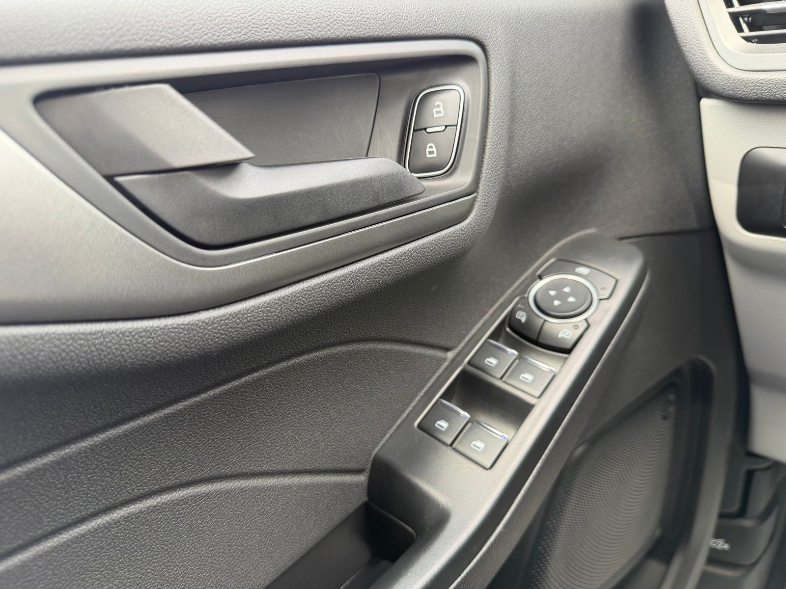 2026 Ford Escape image 24