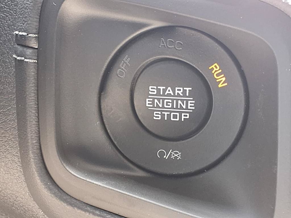 2025 Jeep Wrangler Rubicon - 6