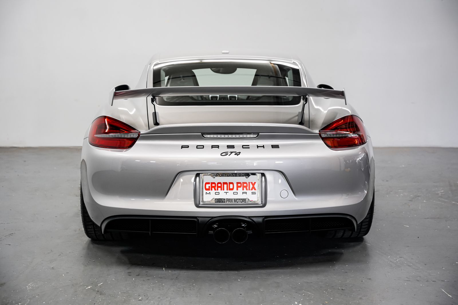 2016 Porsche Cayman GT4 — photo 4