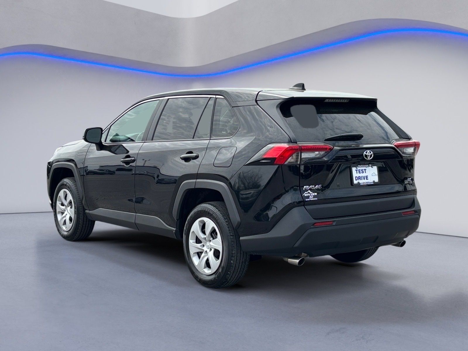 View vehicle photo 3