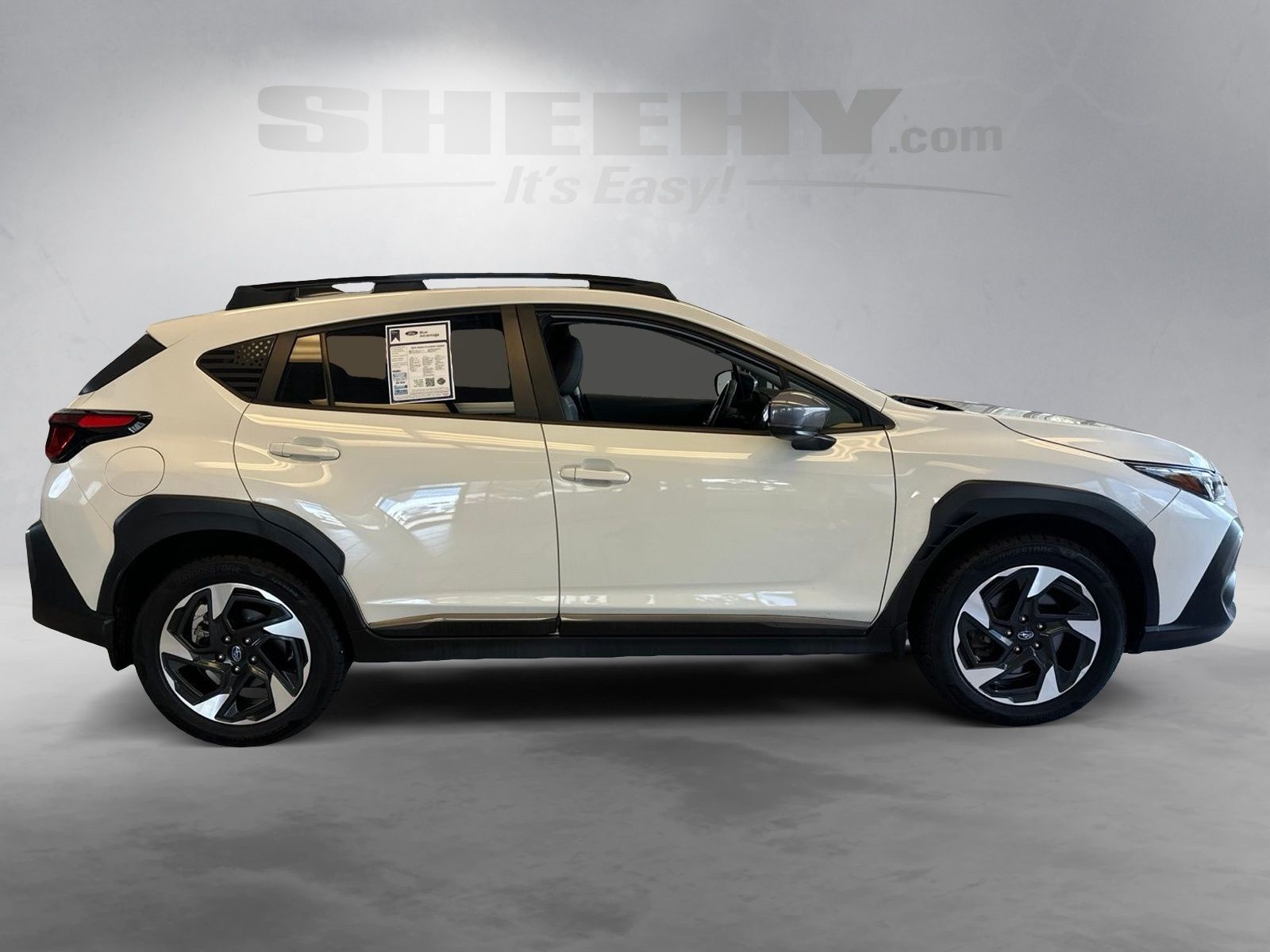 Used 2024 Crystal White Pearl Subaru Limited image 10