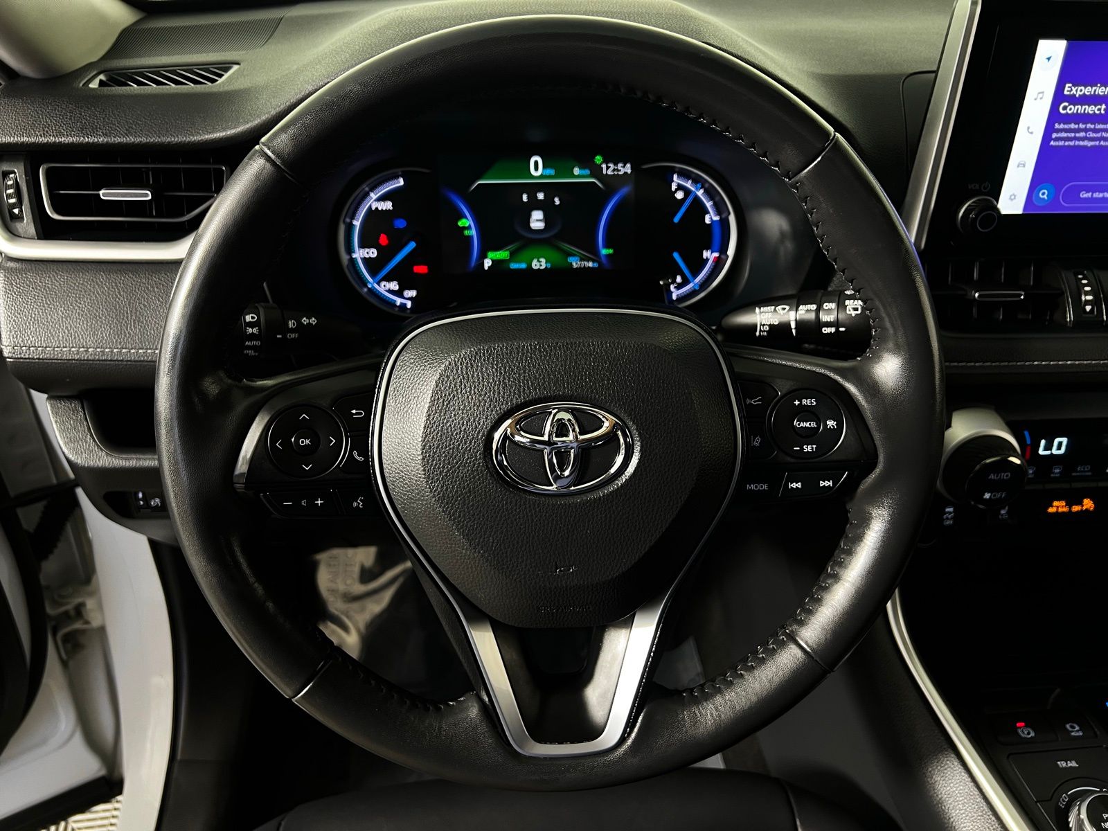 Thumbnail: 2024 Toyota RAV4 - 16