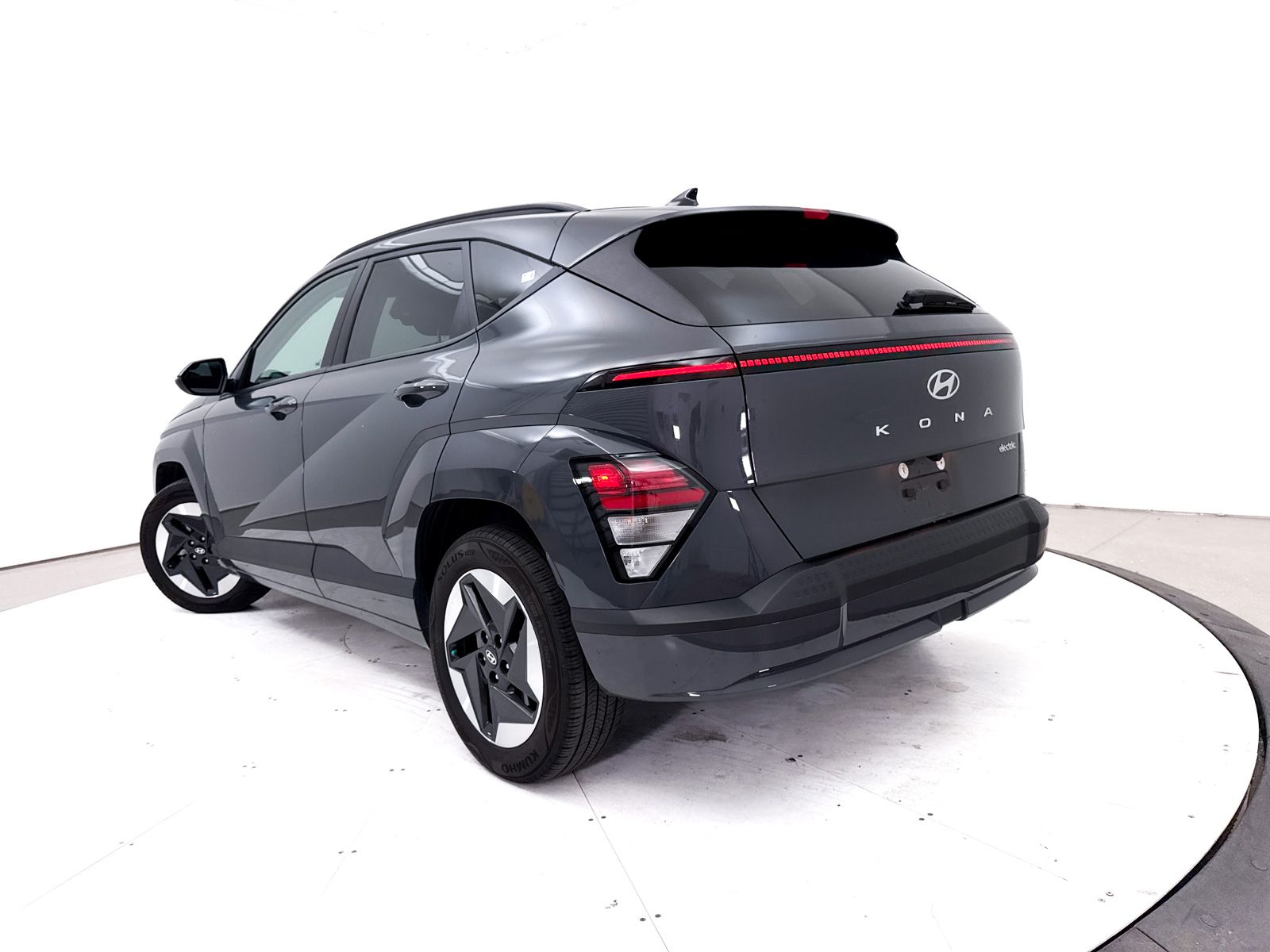 Used 2024 Hyundai Kona EV SEL with VIN KM8HC3A63RU013728 for sale in Scottsdale, AZ