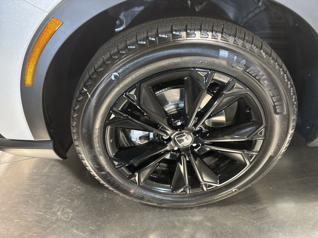 new 2026 Honda CR-V Hybrid car, priced at $44,455