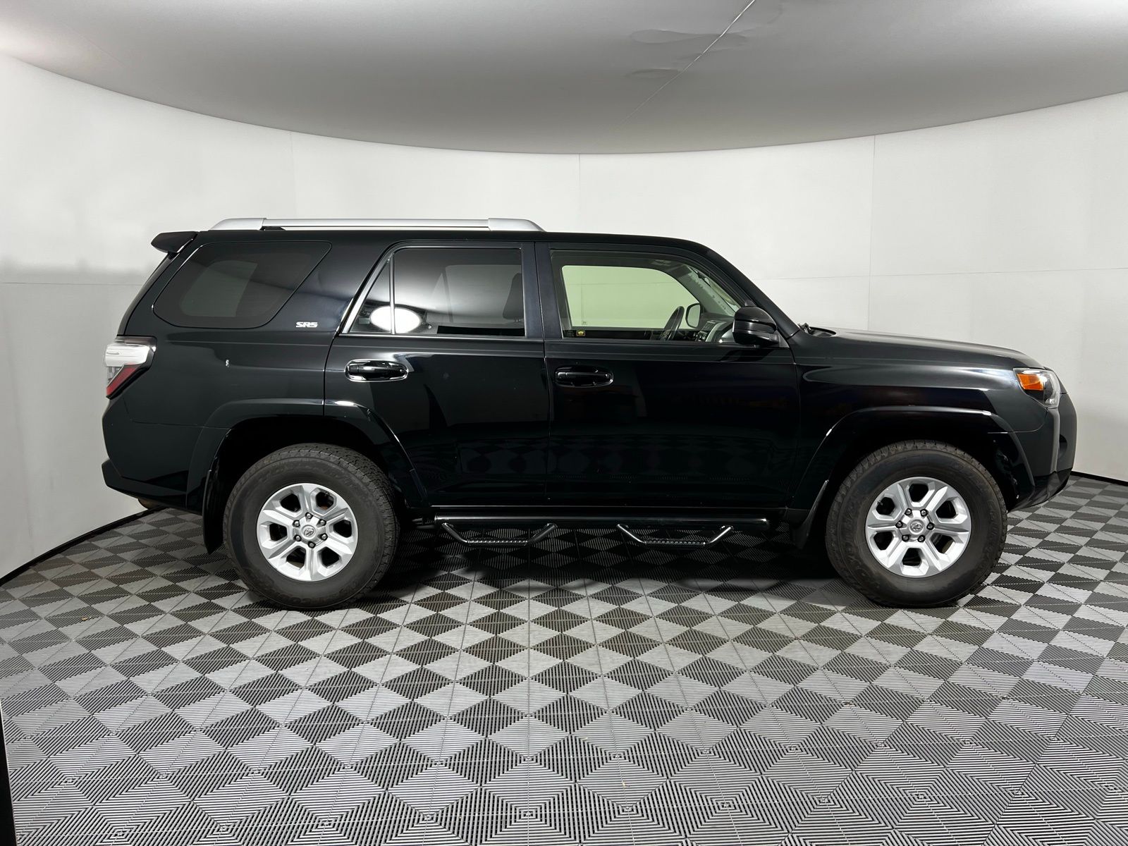 Thumbnail: 2018 Toyota 4Runner - 4