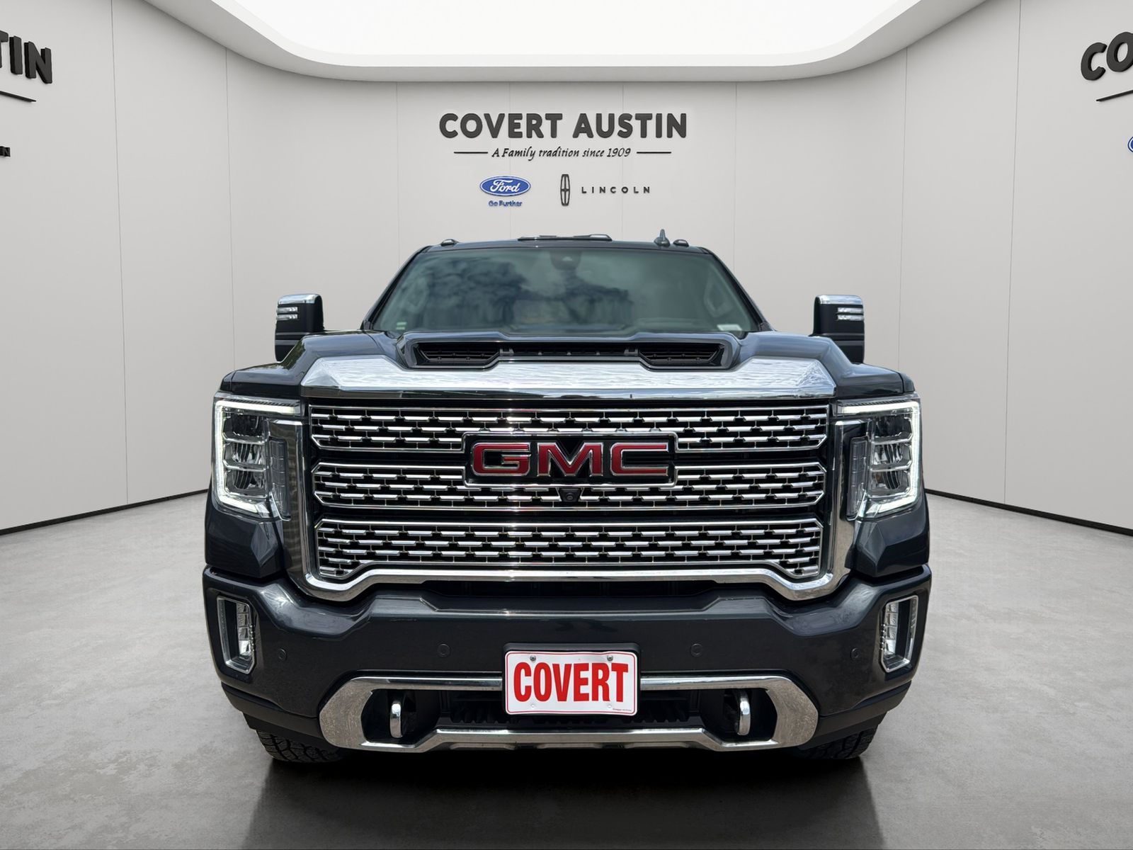 Used 2023 Green GMC Denali image 8