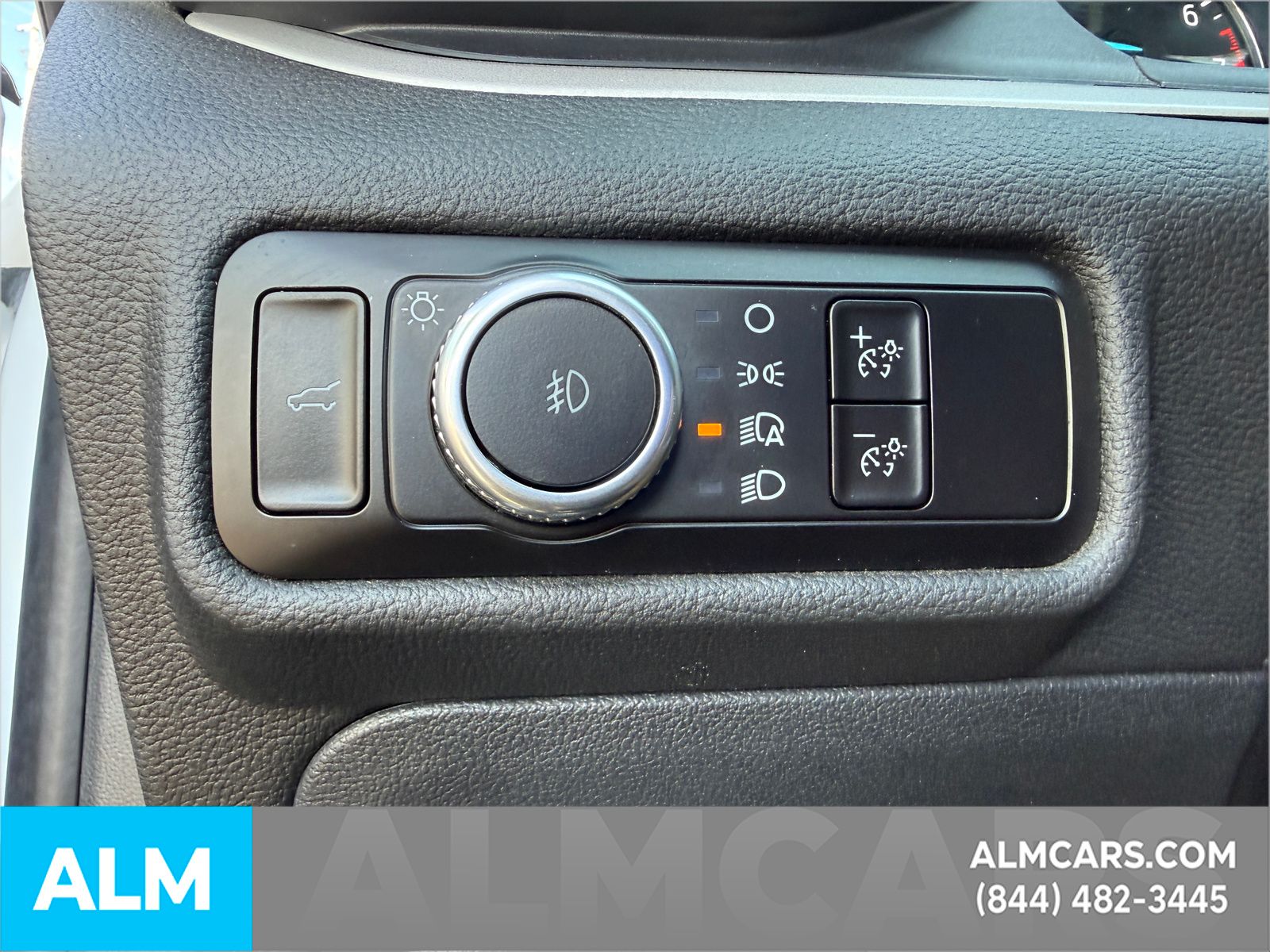 Used 2023 White Ford XLT image 28