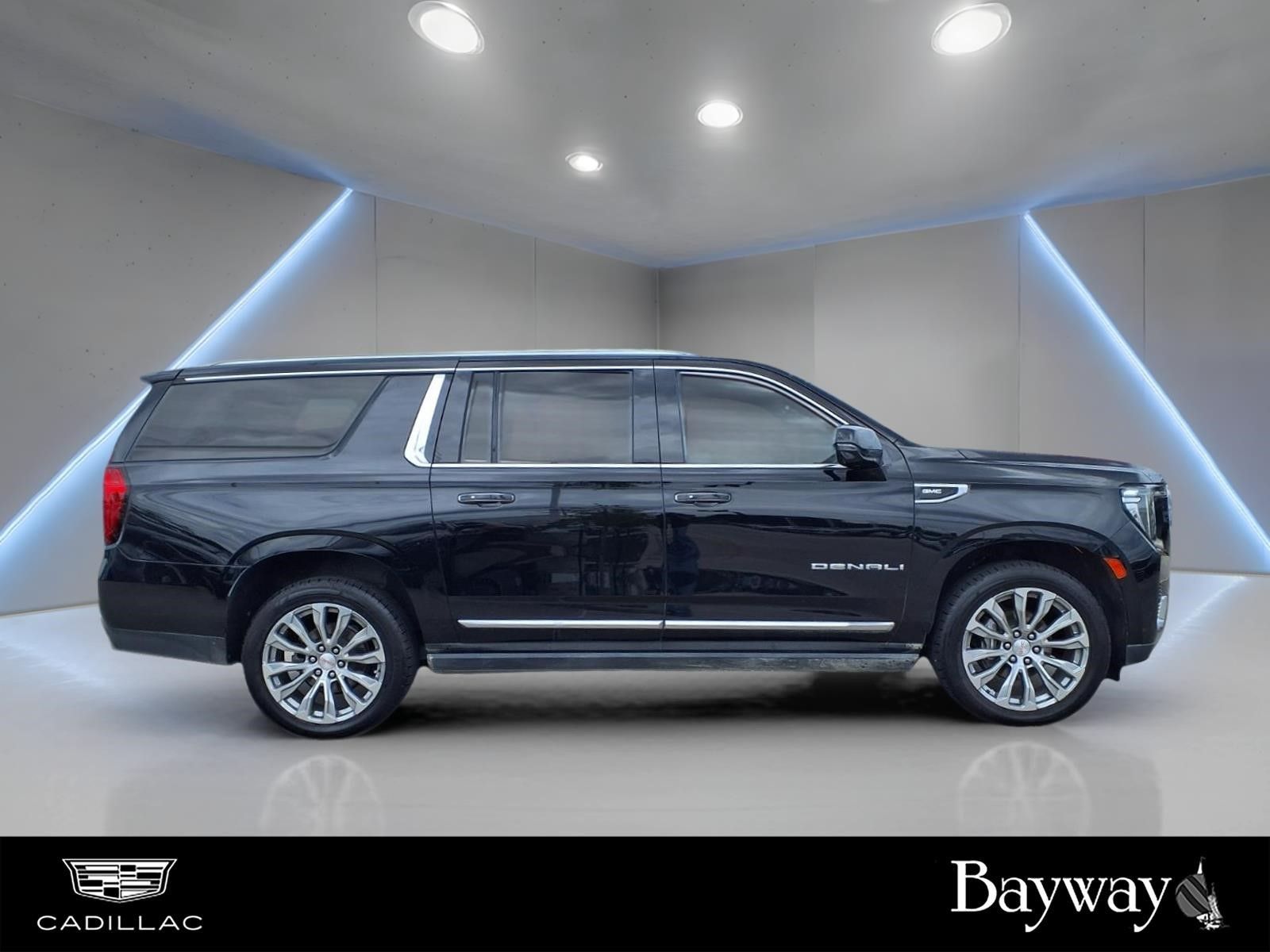 2022 GMC Yukon XL Denali - 5