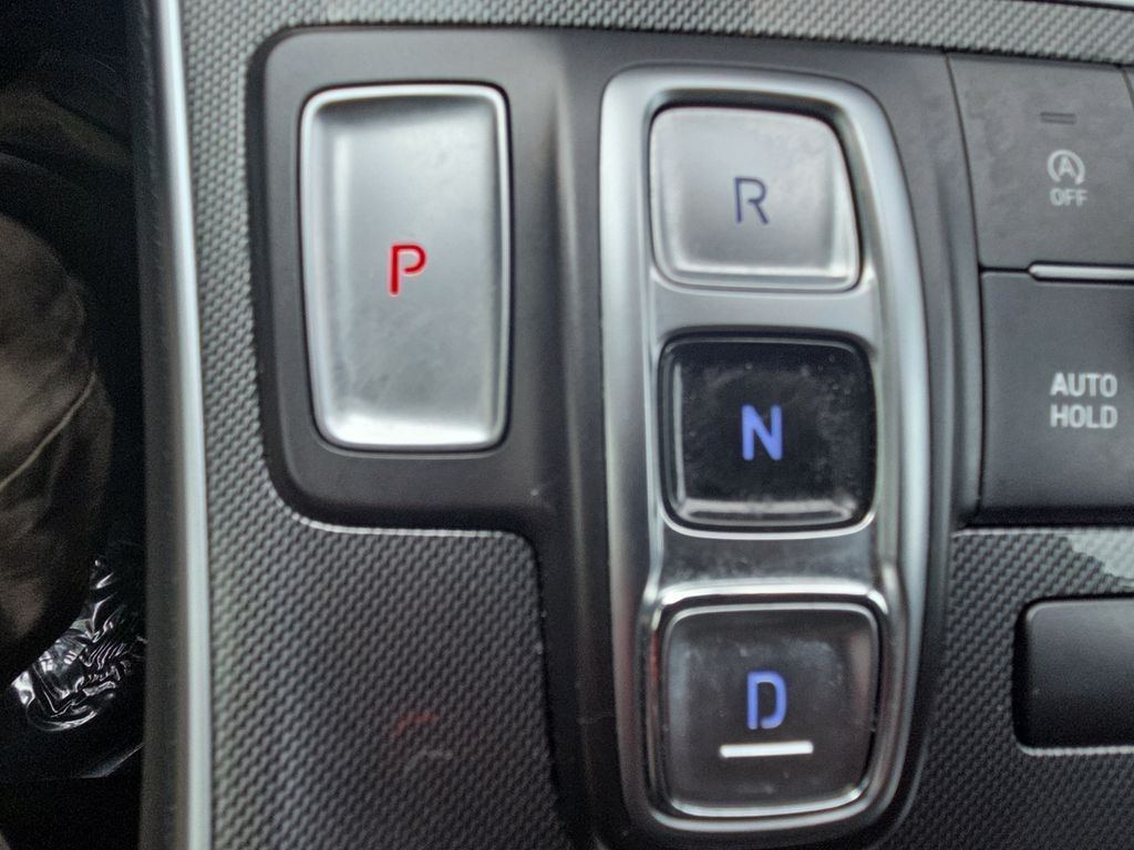 Used 2023 Red Hyundai SEL image 23