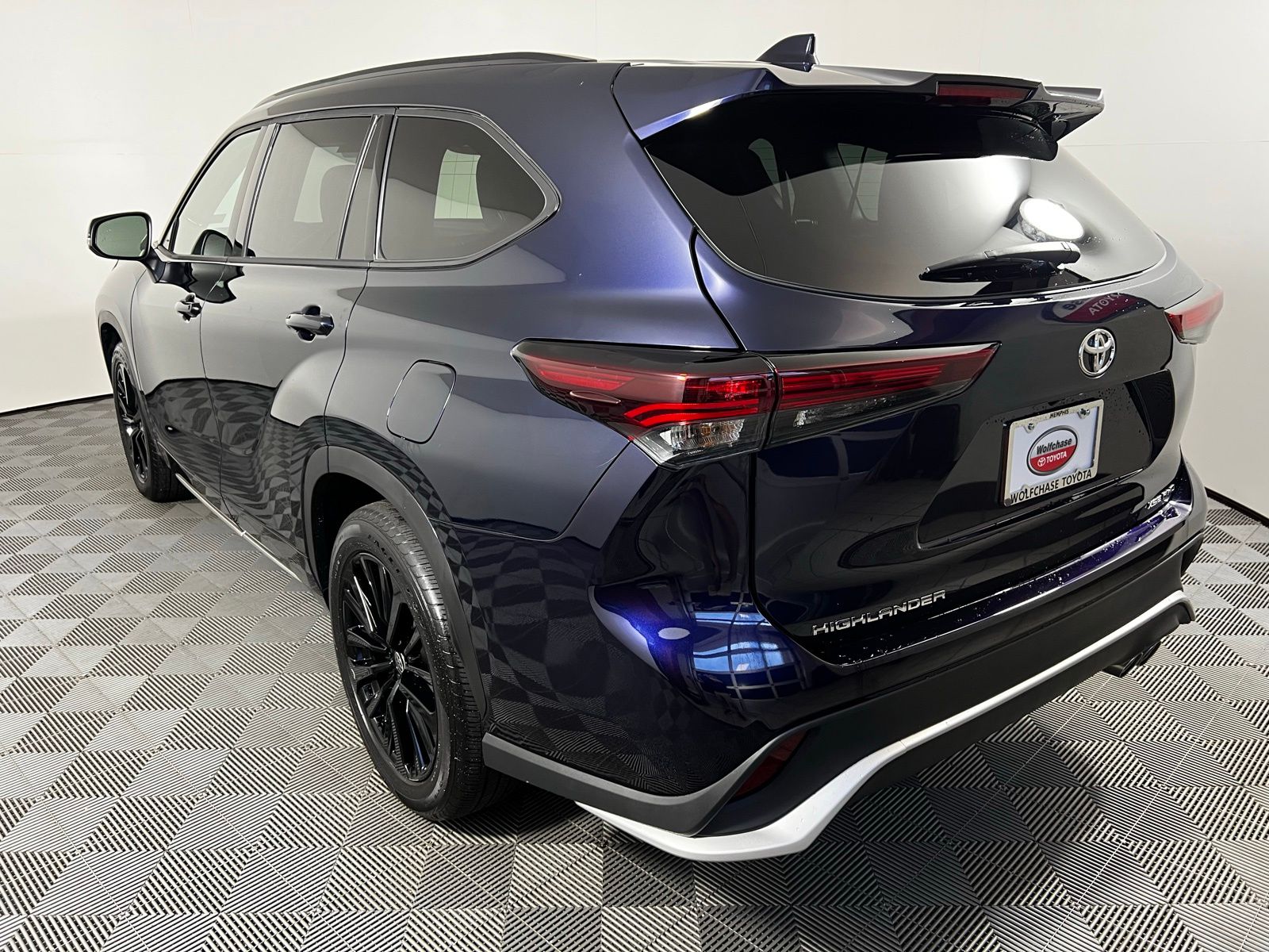 Thumbnail: 2025 Toyota Highlander - 7