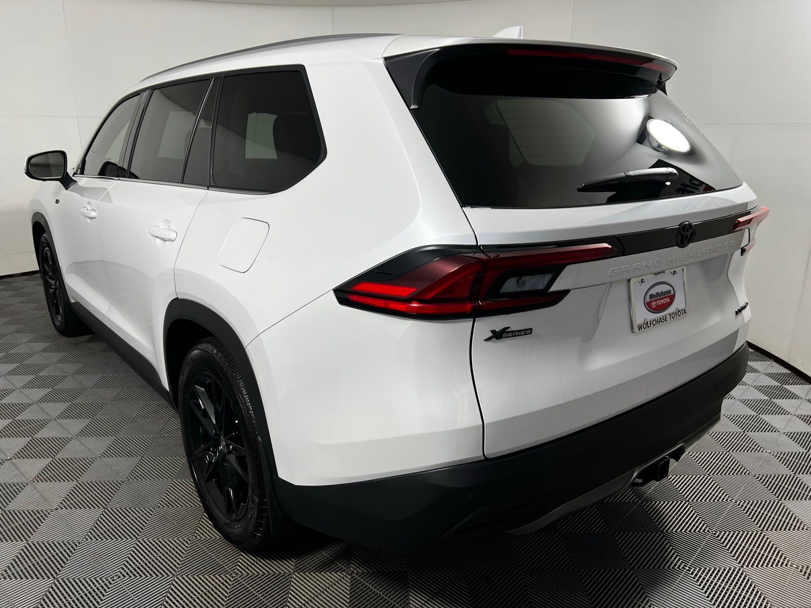 Thumbnail: 2026 Toyota Grand Highlander - 7