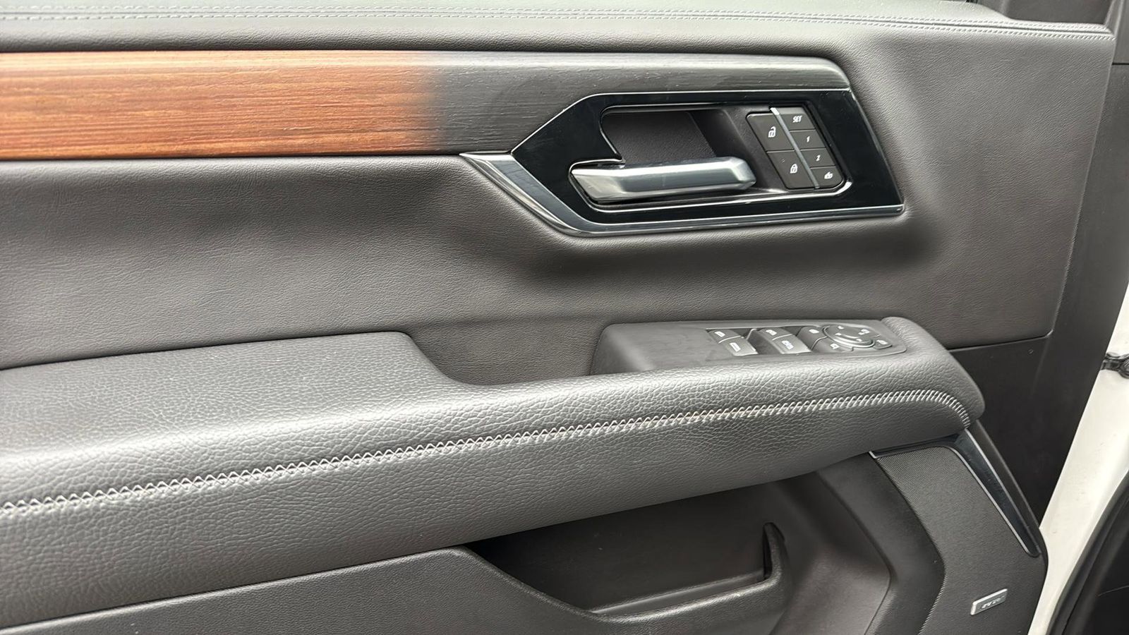 Used Car 2025 Gmc Yukon  Denali For Sale Under $80,000 In Austin, Texas