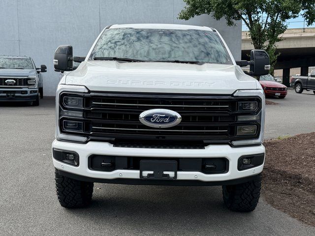 New 2026 Star White Metallic Tri-Coat Ford Platinum image 2