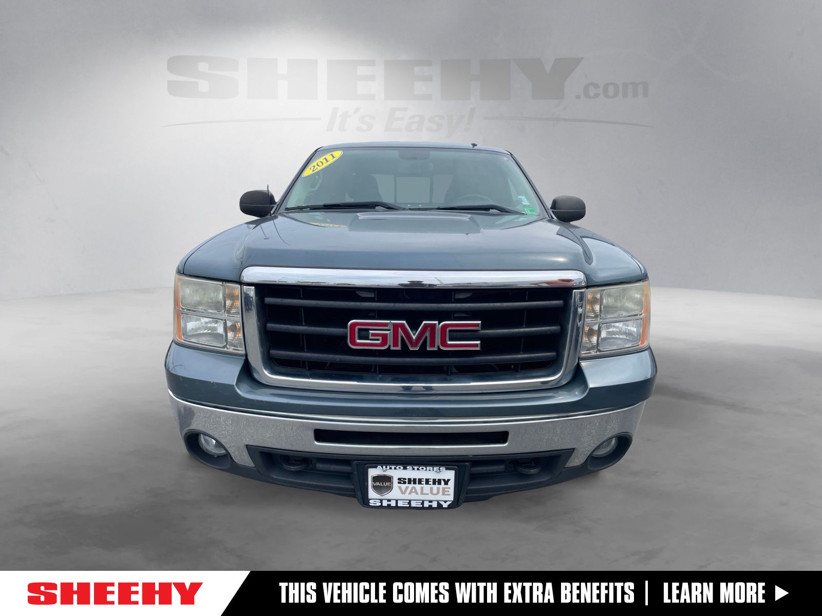 Stealth Gray Metallic 2011 GMC Sierra 1500 Pickup Truck Four-Wheel Drive 4-Speed Automatic Overdrive