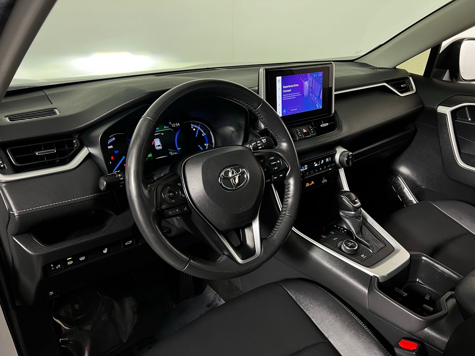 Thumbnail: 2024 Toyota RAV4 - 12