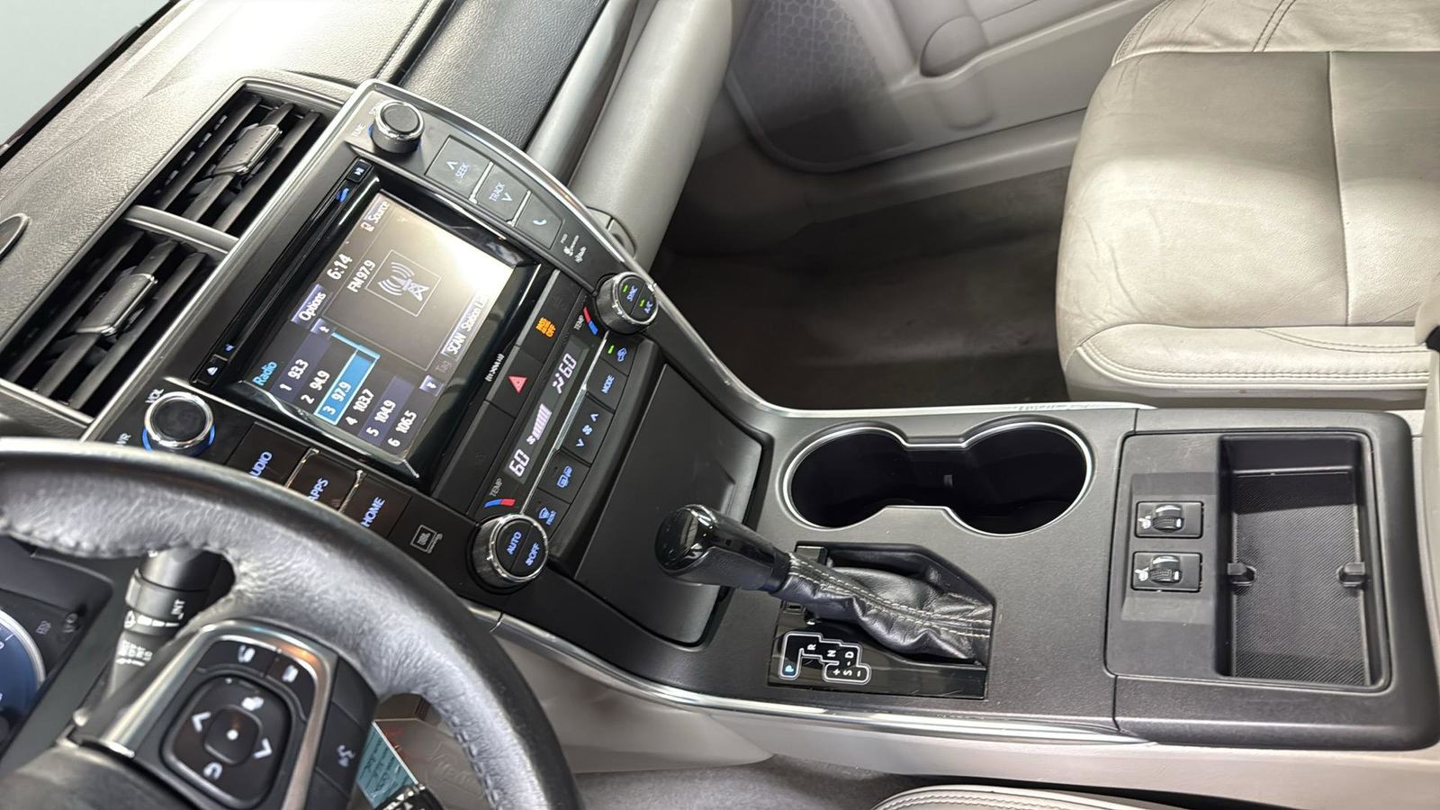 Used Car 2017 Toyota Camry  Xle For Sale Under $15,000 In Austin, Texas