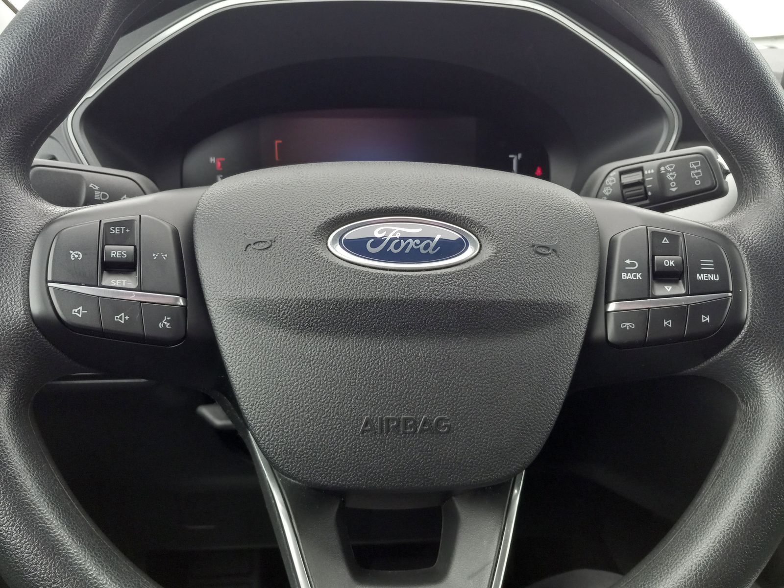 2025 Ford Escape image 18