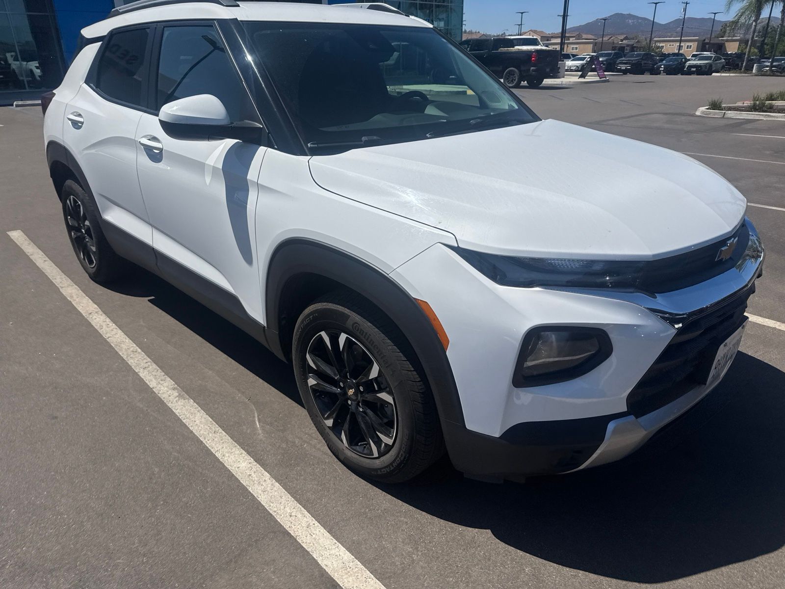 Summit White 2023 Chevrolet Trailblazer SUV / Crossover Front-Wheel Drive Continuously Variable Transmission