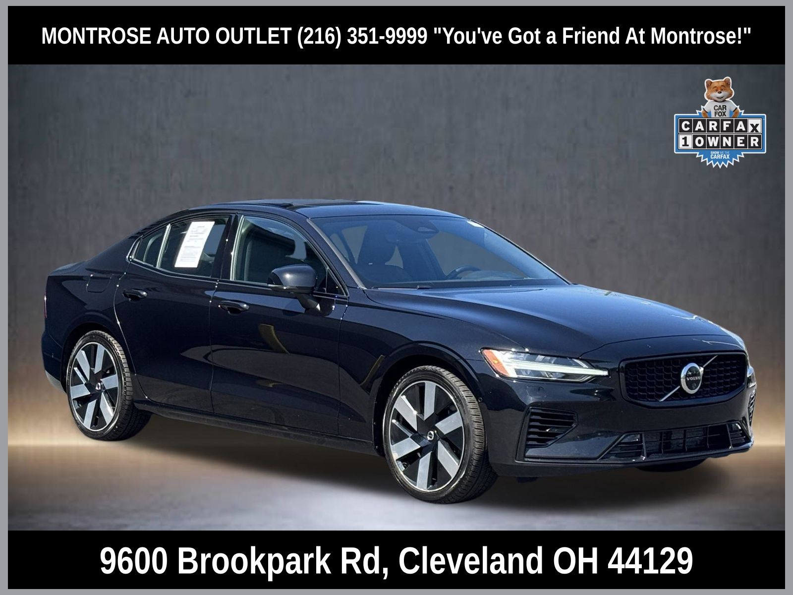 Onyx Black Metallic 2024 Volvo S60 Recharge T8 Ultimate Dark Theme eAWD Sedan All-Wheel Drive Automatic