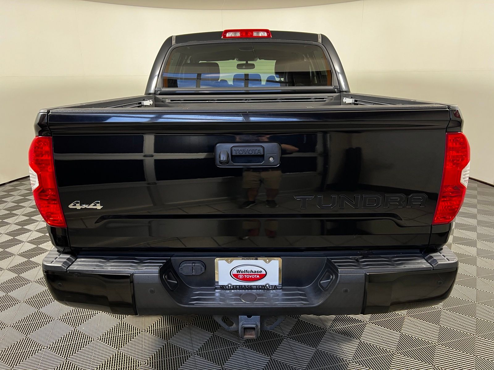 Thumbnail: 2016 Toyota Tundra - 6