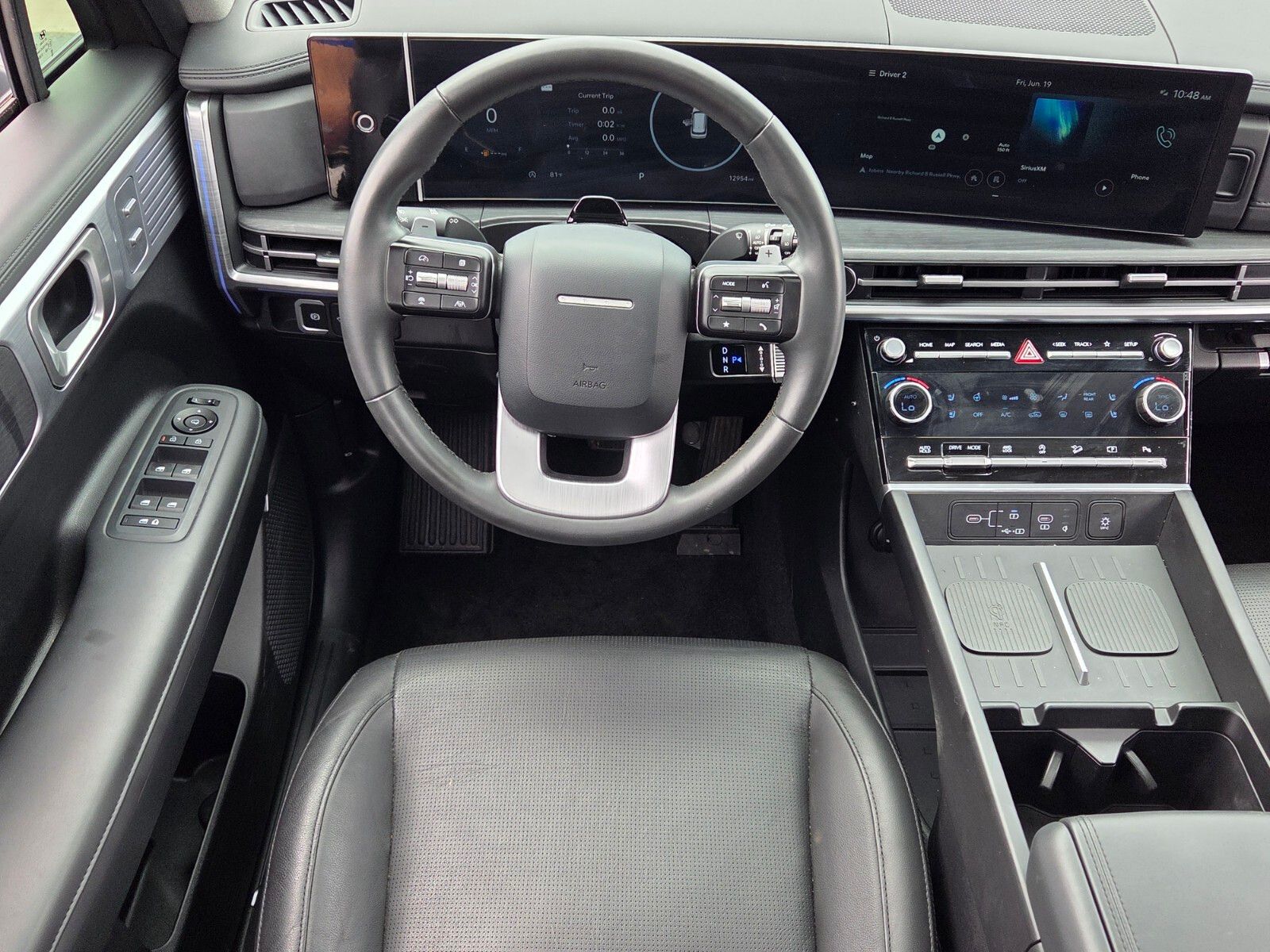 Used 2024 Green Hyundai Limited image 8