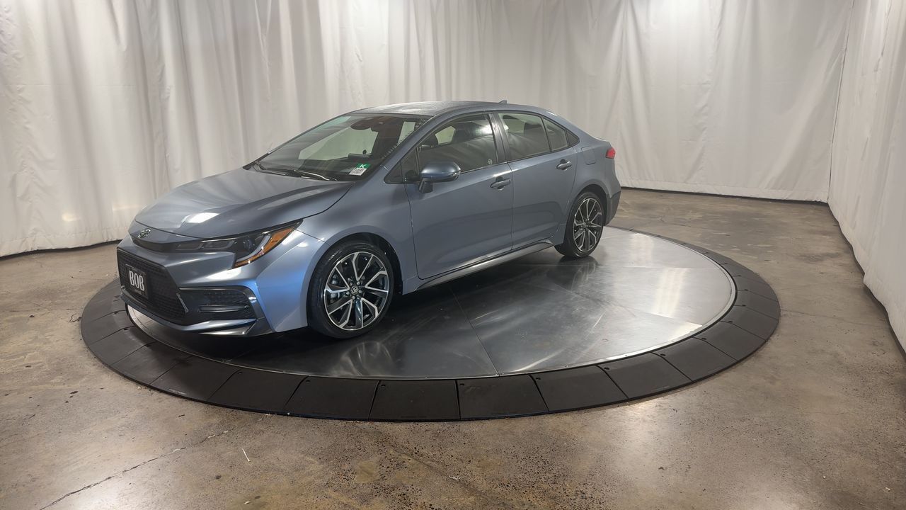 2022 Toyota Corolla SE photo 4