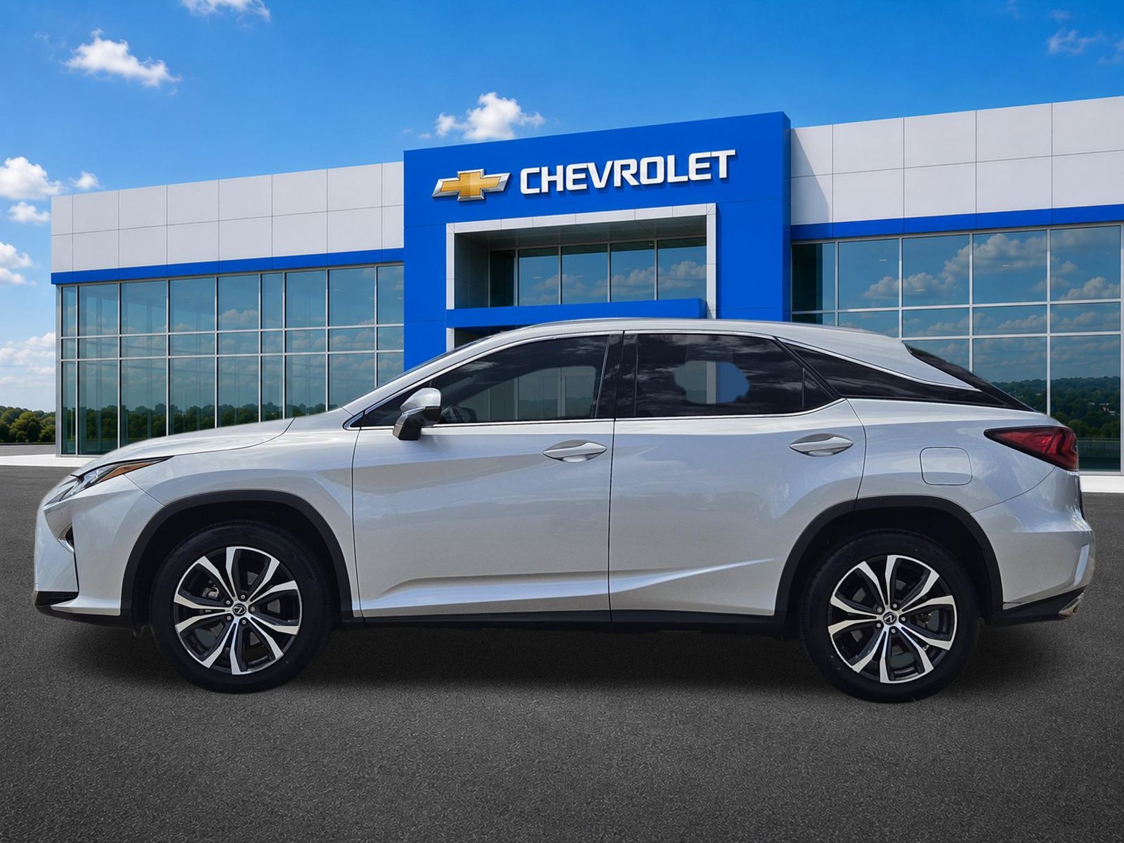 View vehicle photo 3